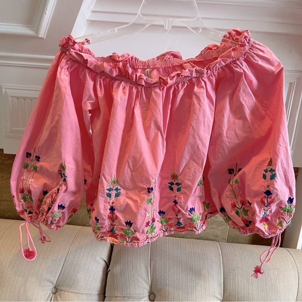 Ba: Stradivarius Shirt Women S Off shoulder Embroidered Balloon sleeves Pink Top
